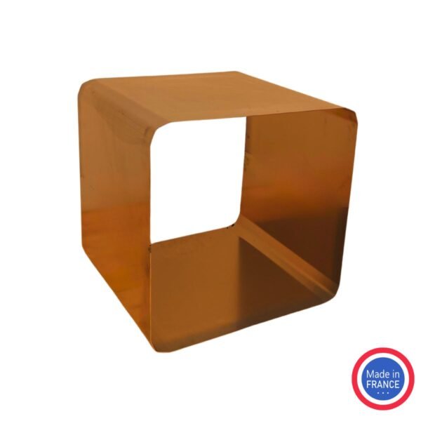 cube-table-range-buche-metal-rouille